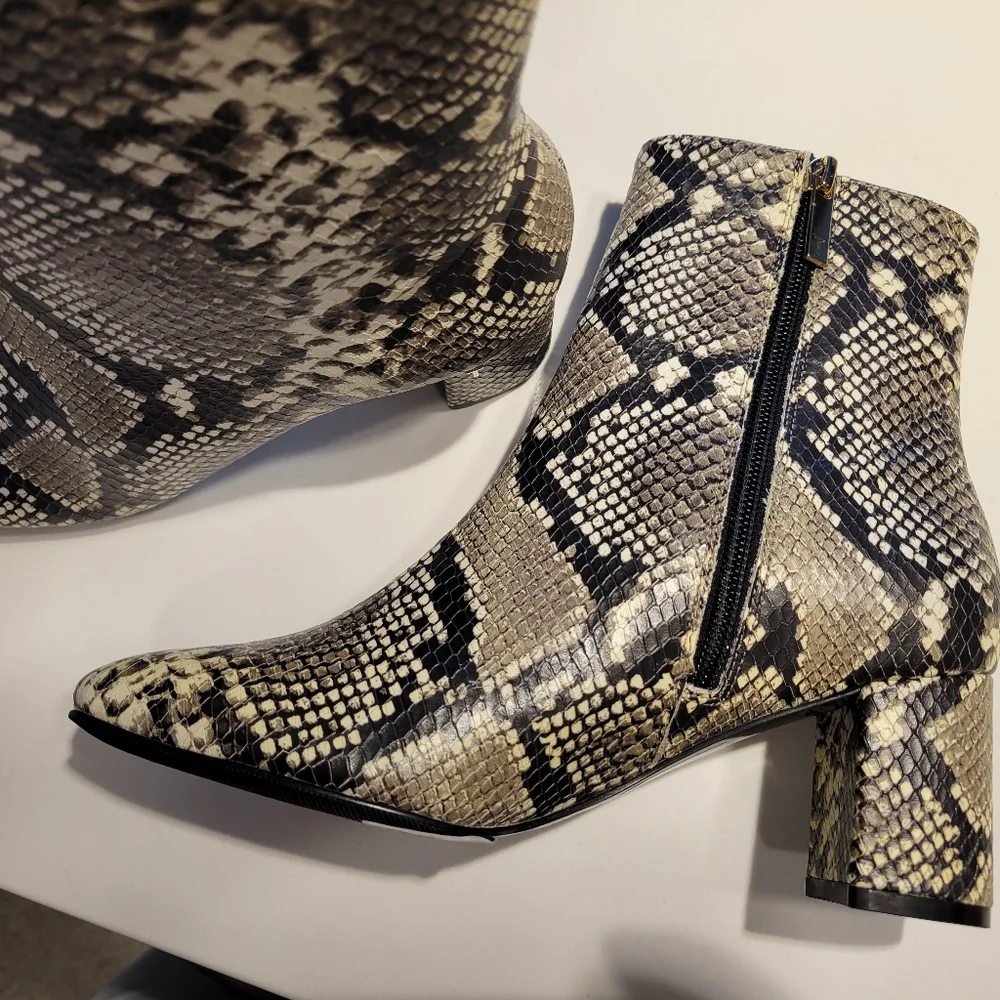 🎀 Ted Baker Booties *NIB* 